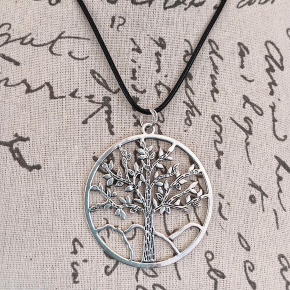 Tree of life medallion necklace NEW adjustable boho gypsy - Picture 5 of 6
